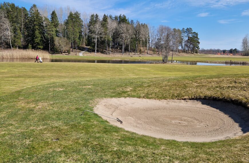 Nu är Rotebro Golfs banor öppna!